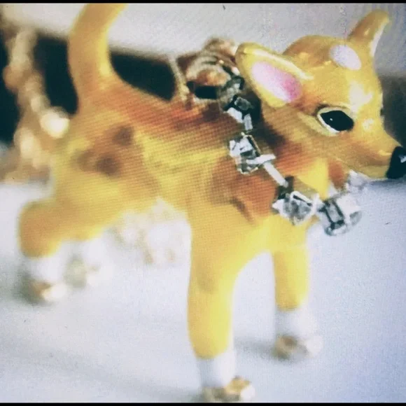 COPY - NWT BETSEY JOHNSON Chihuahua!! - Picture 3 of 12